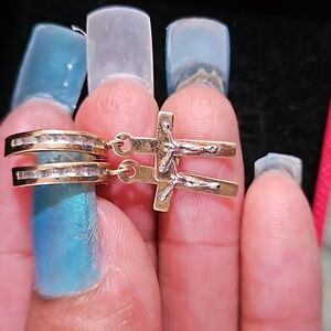 Hoop earrings 10k